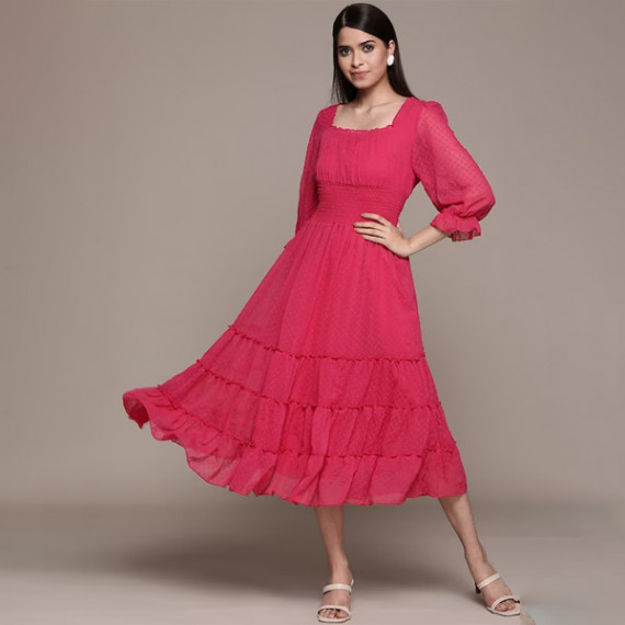 https://zenfashion.in/products/solid-chiffon-smocked-tiered-midi-dress