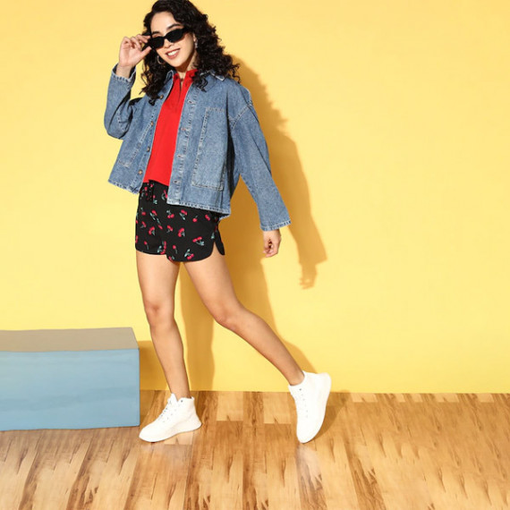 https://zenfashion.in/products/women-black-conversational-vacay-attire
