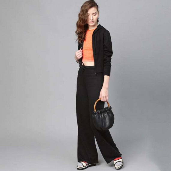 https://zenfashion.in/products/women-black-regular-fit-solid-wide-leg-track-pants