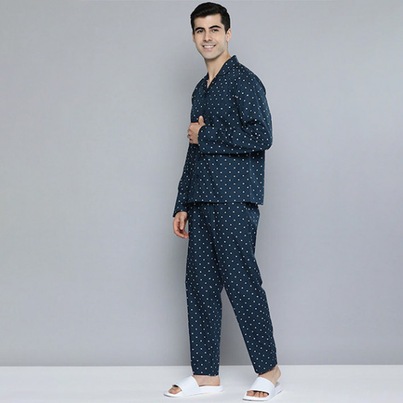 https://zenfashion.in/products/men-navy-blue-white-printed-pure-cotton-night-suit