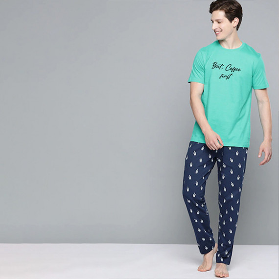 https://zenfashion.in/products/men-sea-green-navy-blue-printed-pure-cotton-night-suit