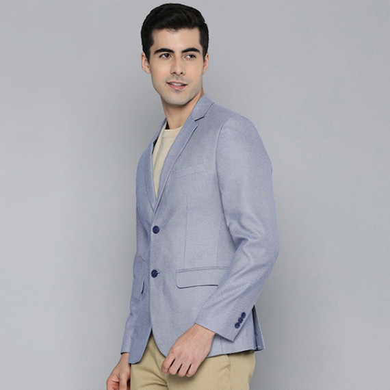 https://zenfashion.in/products/men-blue-self-design-textured-regular-fit-smart-casual-blazer