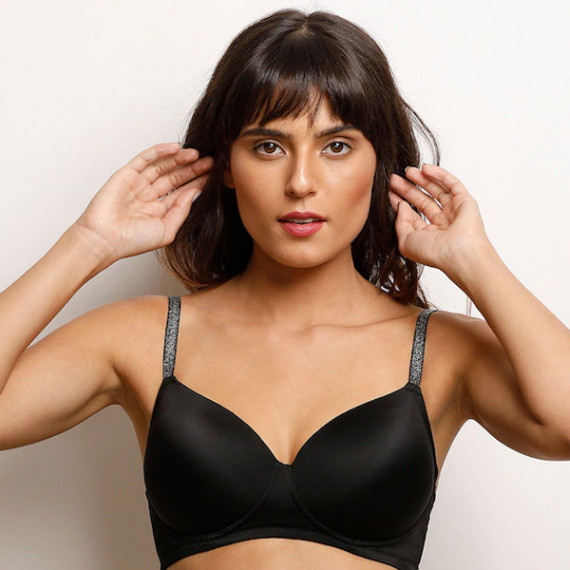 https://zenfashion.in/products/black-solid-non-wired-lightly-padded-t-shirt-bra