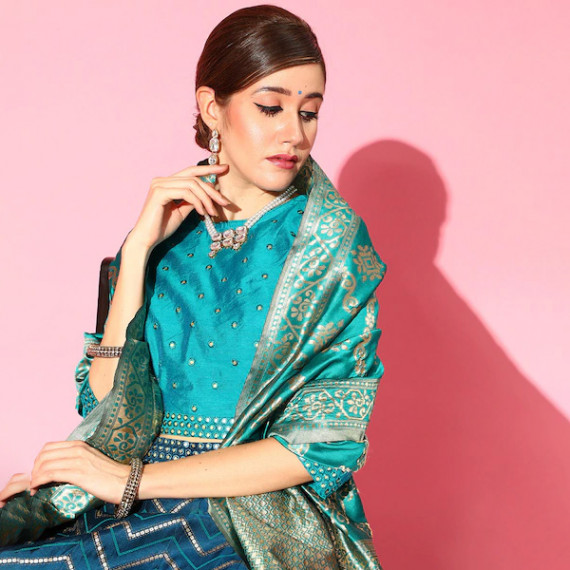 https://zenfashion.in/products/women-navy-blue-embellished-ready-to-wear-lehenga-blouse-with-dupatta