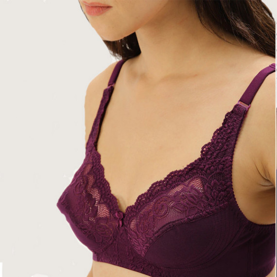https://zenfashion.in/products/lace-non-wired-non-padded-everyday-bra-db-bf-005c